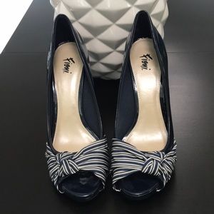 Fioni Navy nautical platform heels
